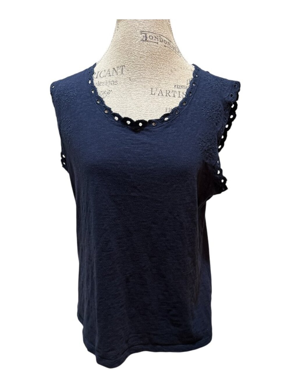 Talbots Petites Size Lp Navy Blue Eyelet & Embroidered Sleeveless Top - Pretty!